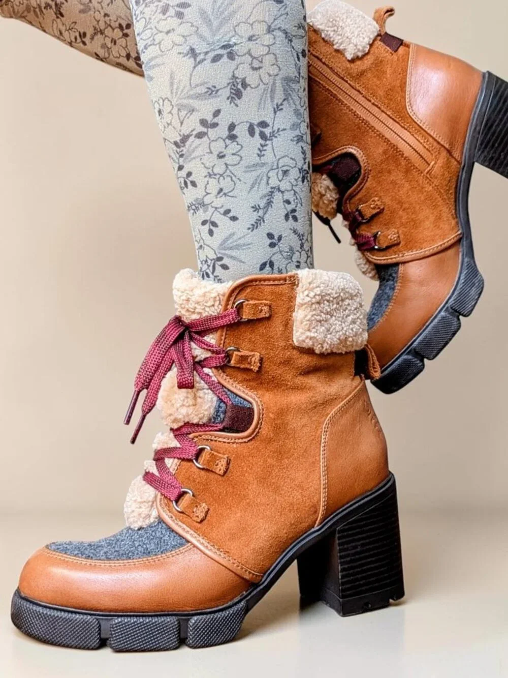Naturalizer Myla waterproof fairy cottage chunky platform colorblock boot 7.5 US
